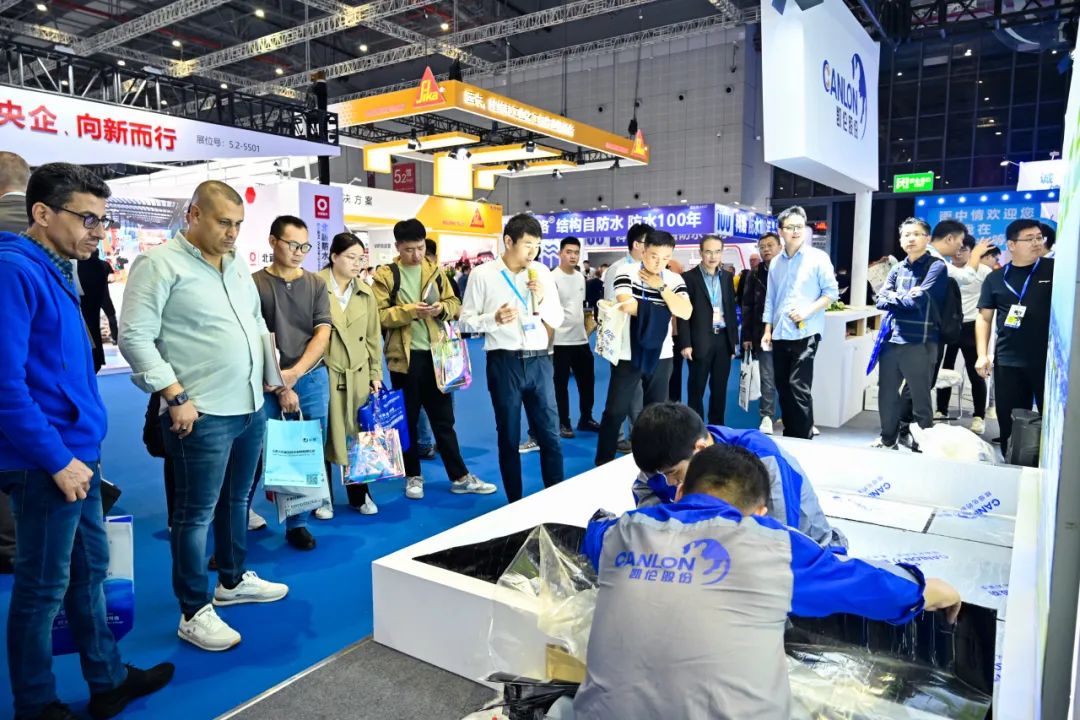 CANLON montou uma &aacute;rea de demonstra&ccedil;&atilde;o de constru&ccedil;&atilde;o no local