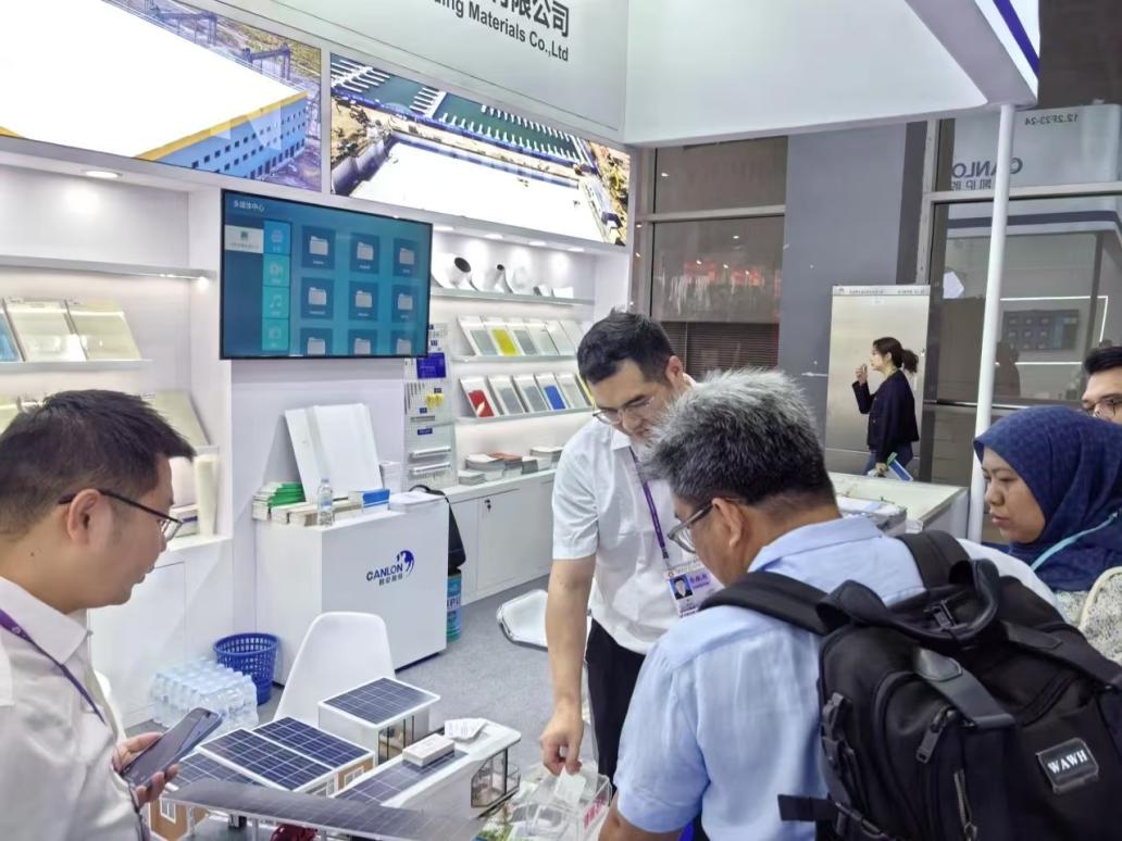 Canlon participou da Feira de Cant&atilde;o