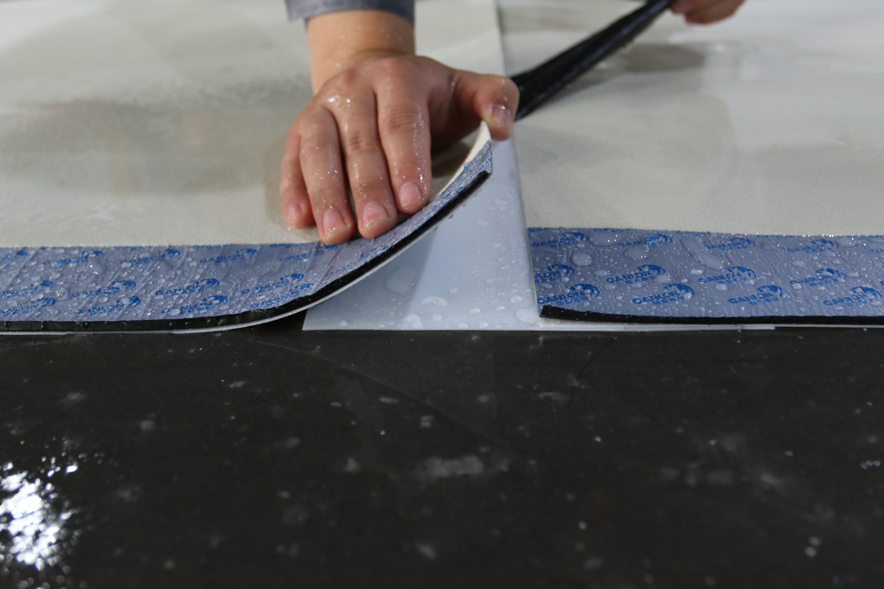 Características da Membrana Impermeabilizante Pré-aplicada MBP Pro 