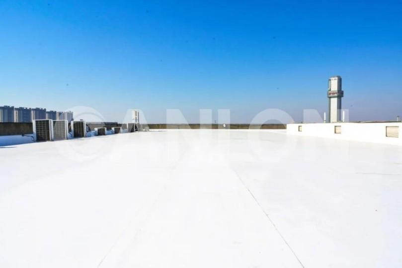 Mini-aula de Impermeabilização | Ciência dos materiais: como escolher a membrana de polímero para telhados? TPO vs. PVC: uma comparação de aplicações adequadas