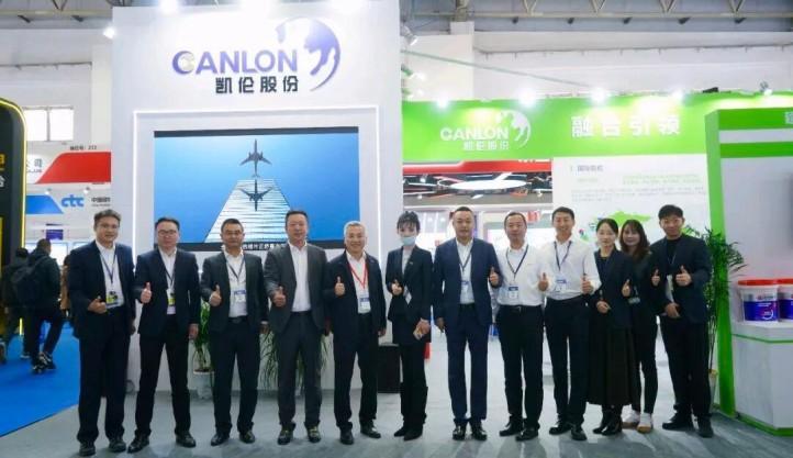 Foco em Canlon | No primeiro dia da Exposição de Impermeabilização da China, Canlon liderou uma nova tendência em produtividade para edifícios industriais e comerciais!
