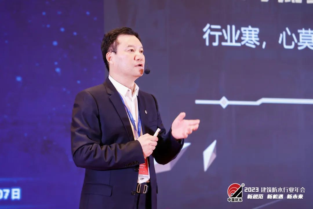 Sr. Qian Lindi, presidente da Canlon