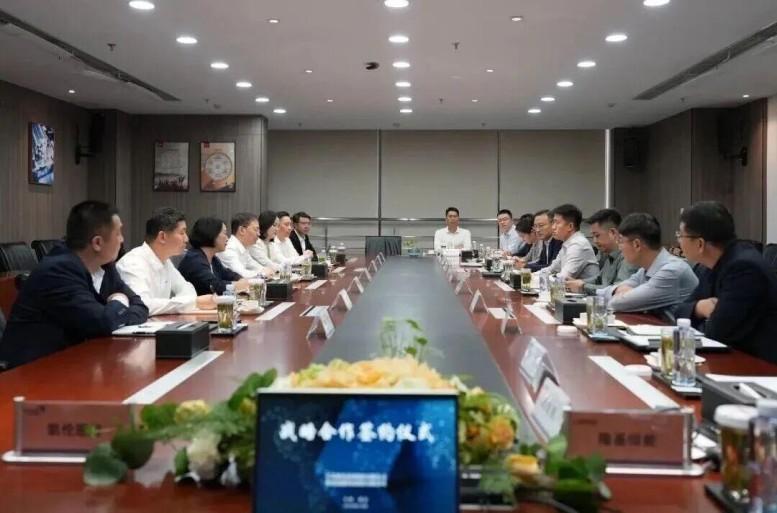 Canlon Empreendedor | Explorando novos caminhos para o desenvolvimento integrado – Canlon assina acordo de cooperação estratégica com LONGi Green Energy